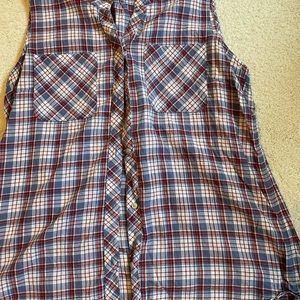 EddieBauer sleeveless woman’s shirt. Size Large. Red, white. Blue plaid.